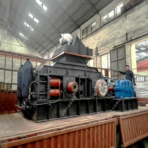 2PGC600x750直聯(lián)雙齒輥破碎機發(fā)往廣東