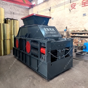 2PG1500x1000大型對輥破碎機發(fā)往陜西