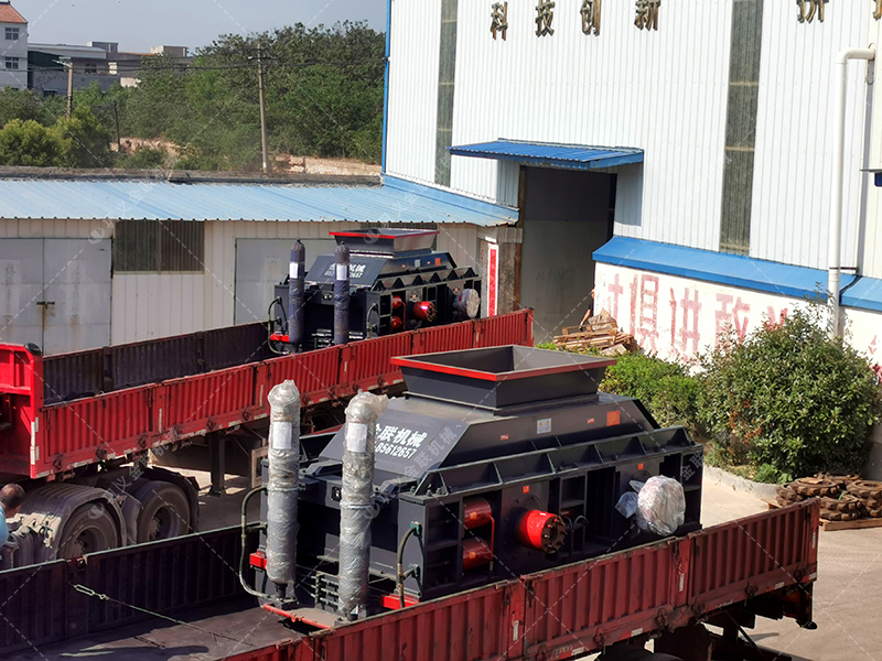 新型數(shù)控對輥制砂機工作原理是什么？河南地區(qū)哪家好？