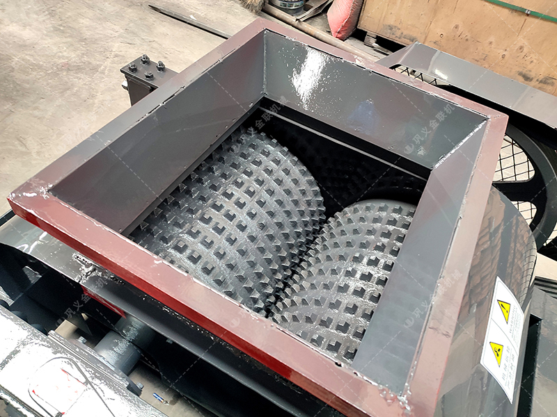 雙齒輥破碎機是如何維護(hù)和保養(yǎng)的？