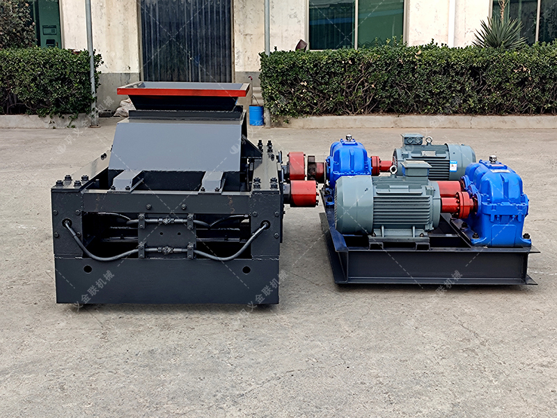 中型直連式對輥破碎機(jī)發(fā)貨 破碎石英砂