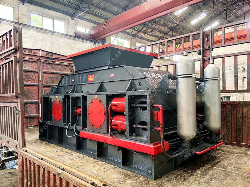 石頭碎成砂子能不能用？液壓對輥制砂機制砂效果怎么樣？