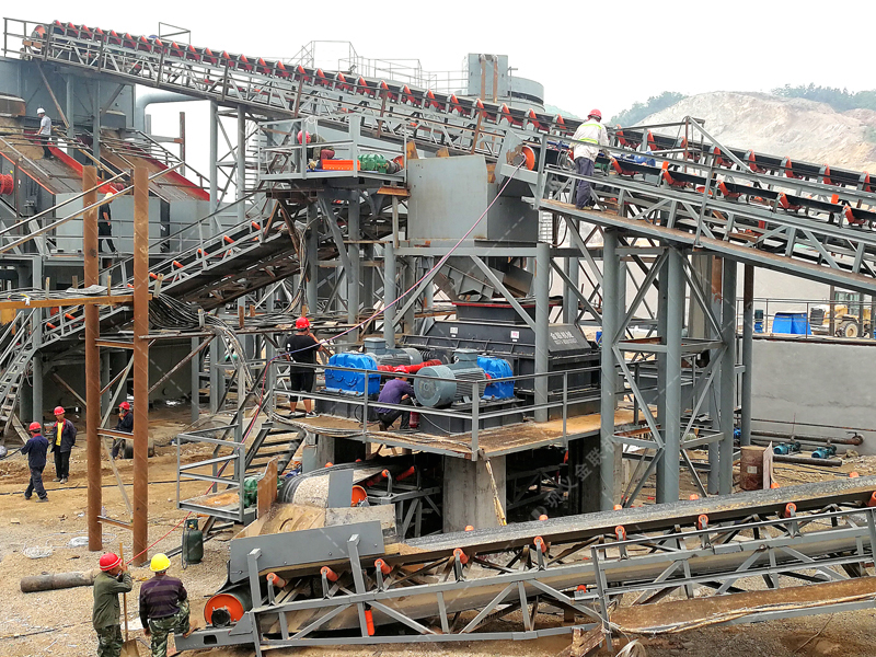 對輥破碎機(jī)的主要優(yōu)勢有哪些？選購對輥破的注意事項(xiàng)