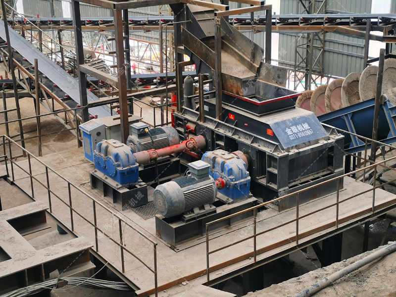 機制砂品質(zhì)參差不齊？液壓對輥制砂機如何實現(xiàn)高品質(zhì)細砂生產(chǎn)？