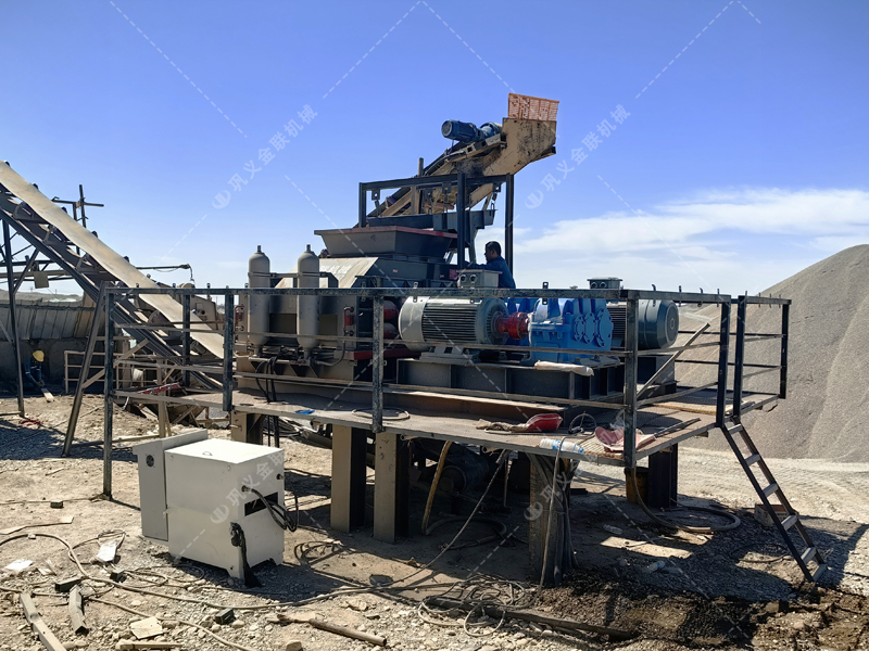 明明白白投資:購(gòu)買(mǎi) 1210型液壓對(duì)輥破碎機(jī)前需要算清的 “經(jīng)濟(jì)賬”? 明明白白投資:購(gòu)買(mǎi) 1210型液壓對(duì)輥破碎機(jī)前需要算清的 “經(jīng)濟(jì)賬”?